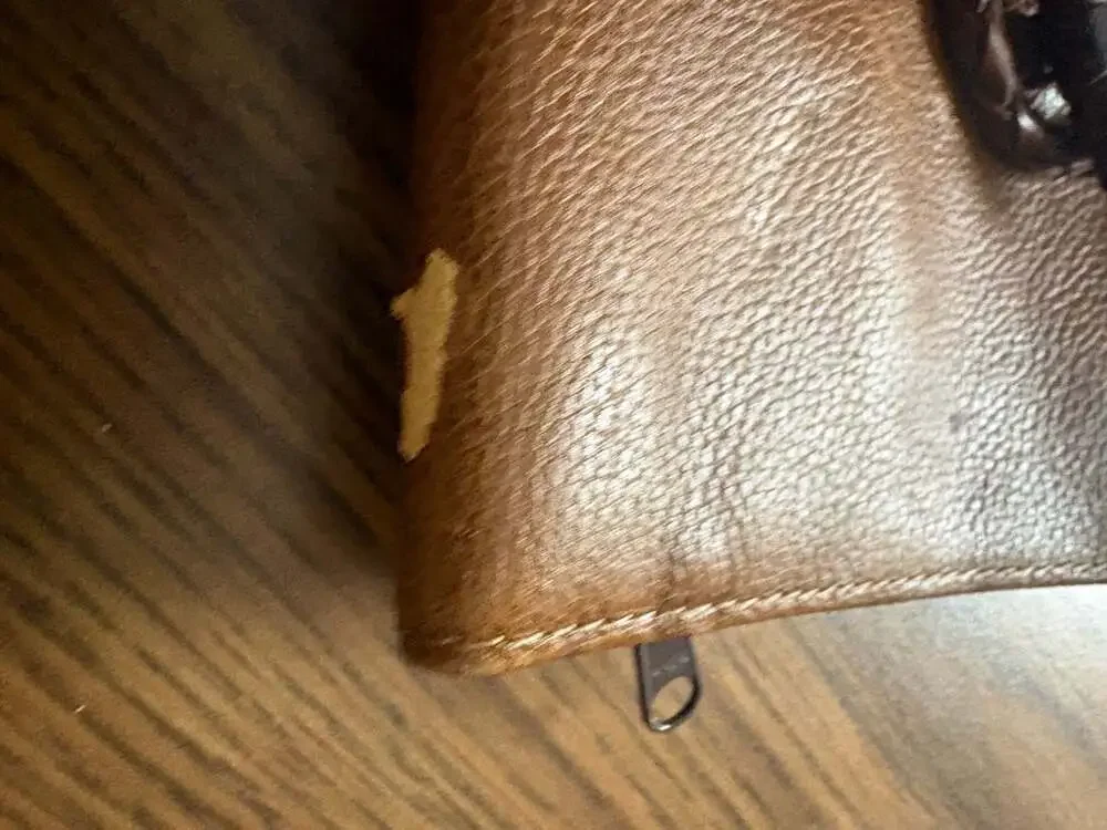 Vintage Brown Pebbled Leather Travel Wallet Organizer with Toggle Closure